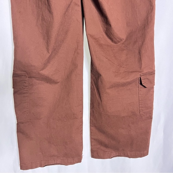 F21 Twill Straight-Leg Cargo Pants Chocolate Brown Size Small - Picture 4 of 10
